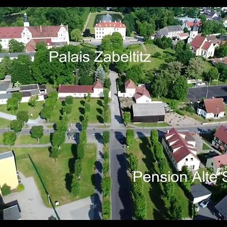 Pension Alte Schmiede Zabeltitz ภายนอก รูปภาพ