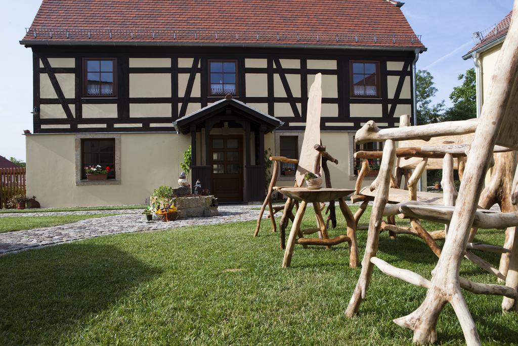 Pension Alte Schmiede Zabeltitz ภายนอก รูปภาพ